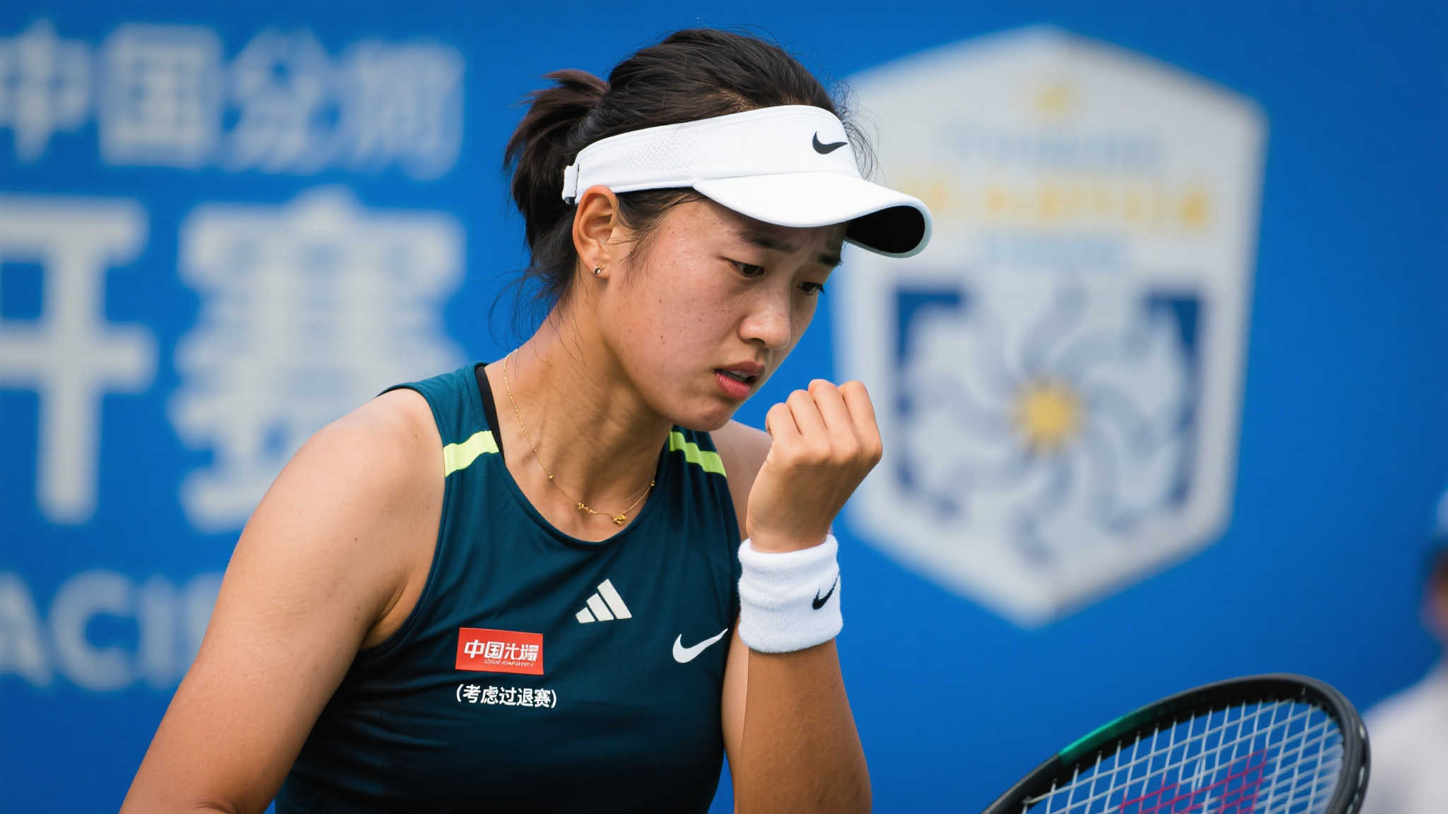 逆转命运!王欣瑜复刻巴黎奇迹,坦言曾想退赛 作为年轻一代网球选手,王欣瑜长期以来一直被寄予厚望